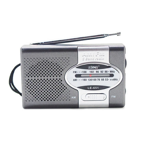 Compre Radio Pequeña Portátil Mini Bolsillo Con Forma De Dibujos Animados Fm  Auto Scan Radio Aceptable Logo Personalizado As-268c y Radio Exterior de  China por 1.69 USD