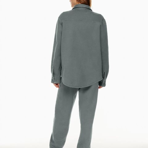 Chemisier uni doux pour femmes, coupe ample décontractée, veste basique boutonnée, vente en gros
