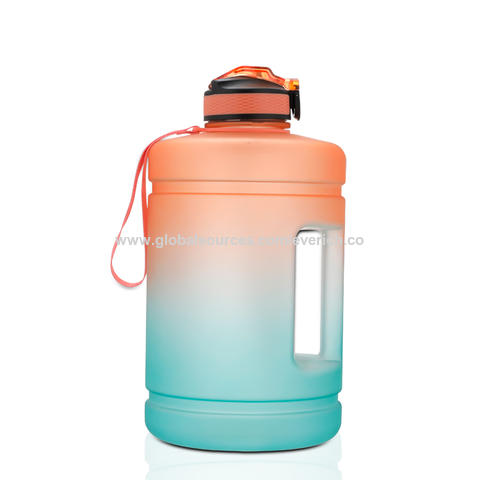 Customized Simple Modern Ascent Water Bottle (20 oz)