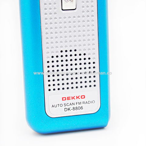 Compre Portable Radio Pequeño Fm Auto Scan Mini Radio Oem Logo Pocket  Regalos Radio Dk-8806 y Radio Portátil Pequeña de China por 1.79 USD