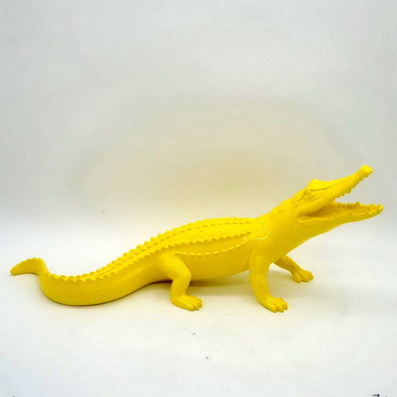 Plastic animal best sale toys wholesale