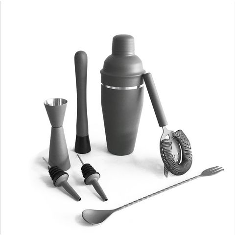 https://p.globalsources.com/IMAGES/PDT/B5595054068/cocktail-shaker-set.jpg