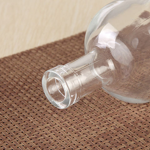 1,5 litros de licor espíritu forma la botella de cristal con el tornillo  boca - China Frasco de cristal, la botella de cristal personalizado