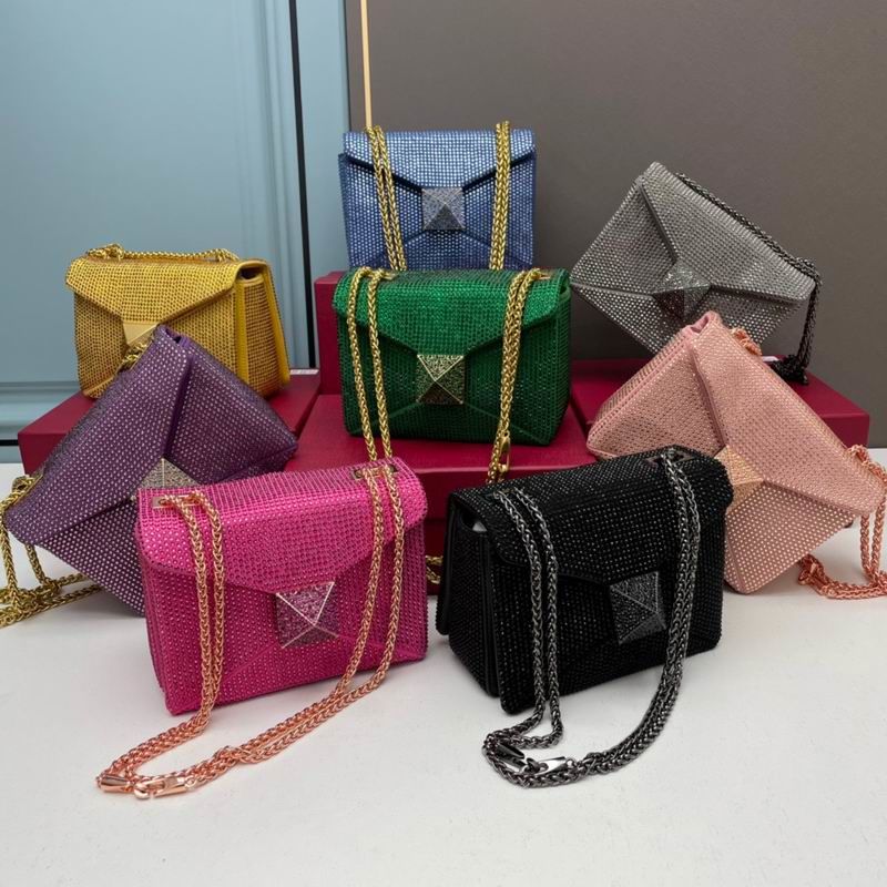 Wholesale Trending 2023 Crossbody Bags Women Handbags Ladies Shoulder  Luxury Fashion Rhinestone Hand Bags and Purses for Women From m.