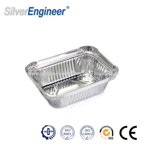 Colored foil containers with lids for food packaging