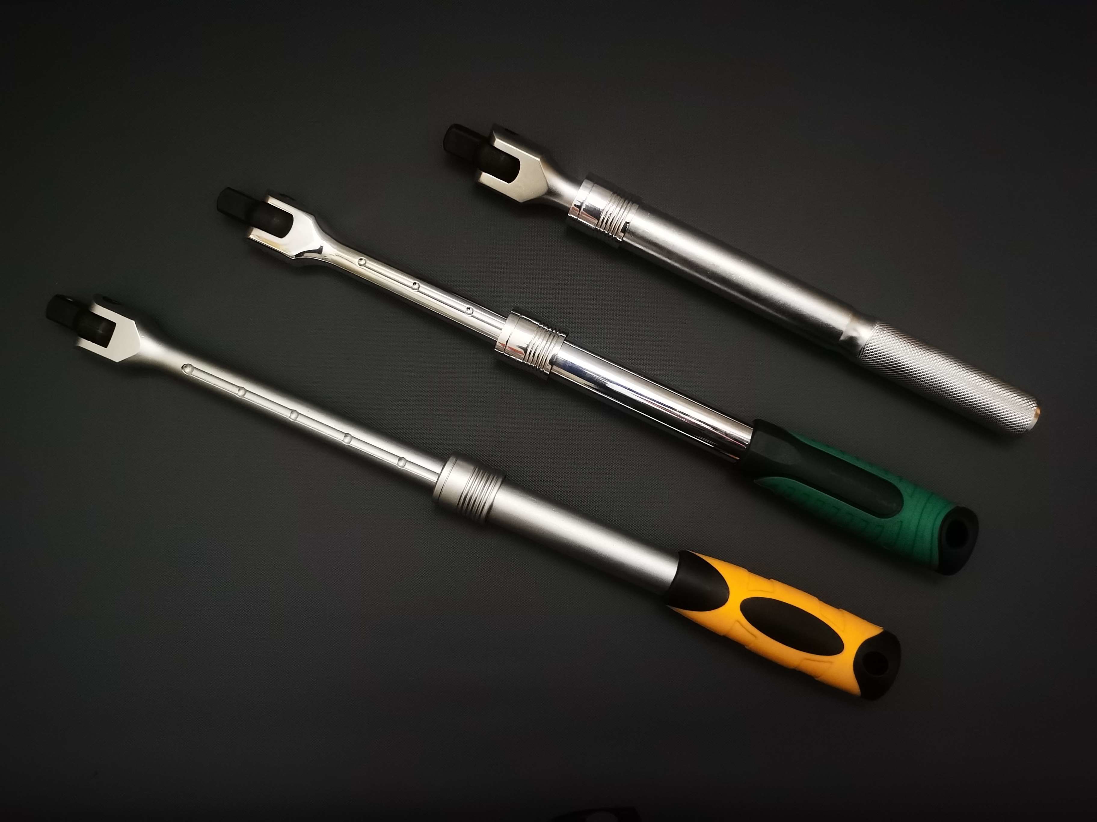 1/2inch Drive Breaker Barr, 241/2 Inch Length Extended Leverage