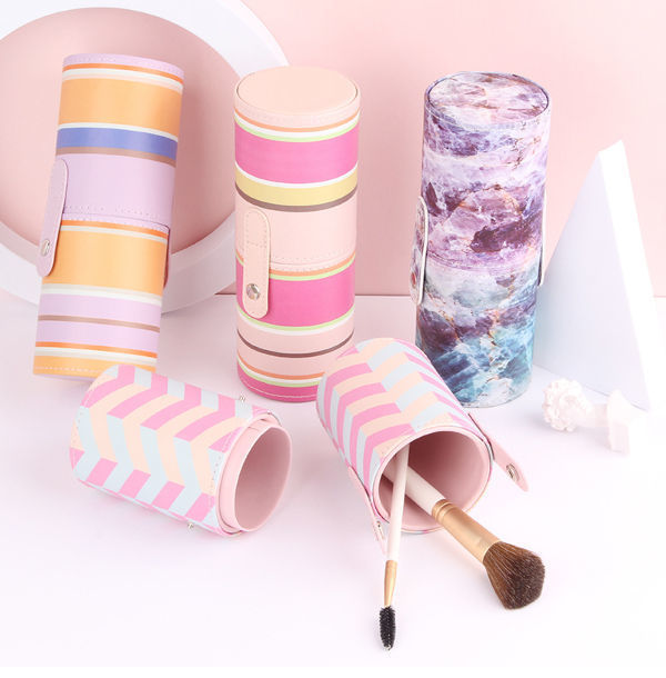 Buy Wholesale Custom Quality Brush Holder Pu Leather Make Cosmetic Cup Holders Storage Organizer Case & Makeup Holder at 0.95 | Global Sources