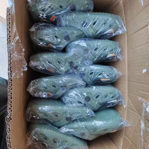 Stock shoes stock clogs stock slippers sotck sandals