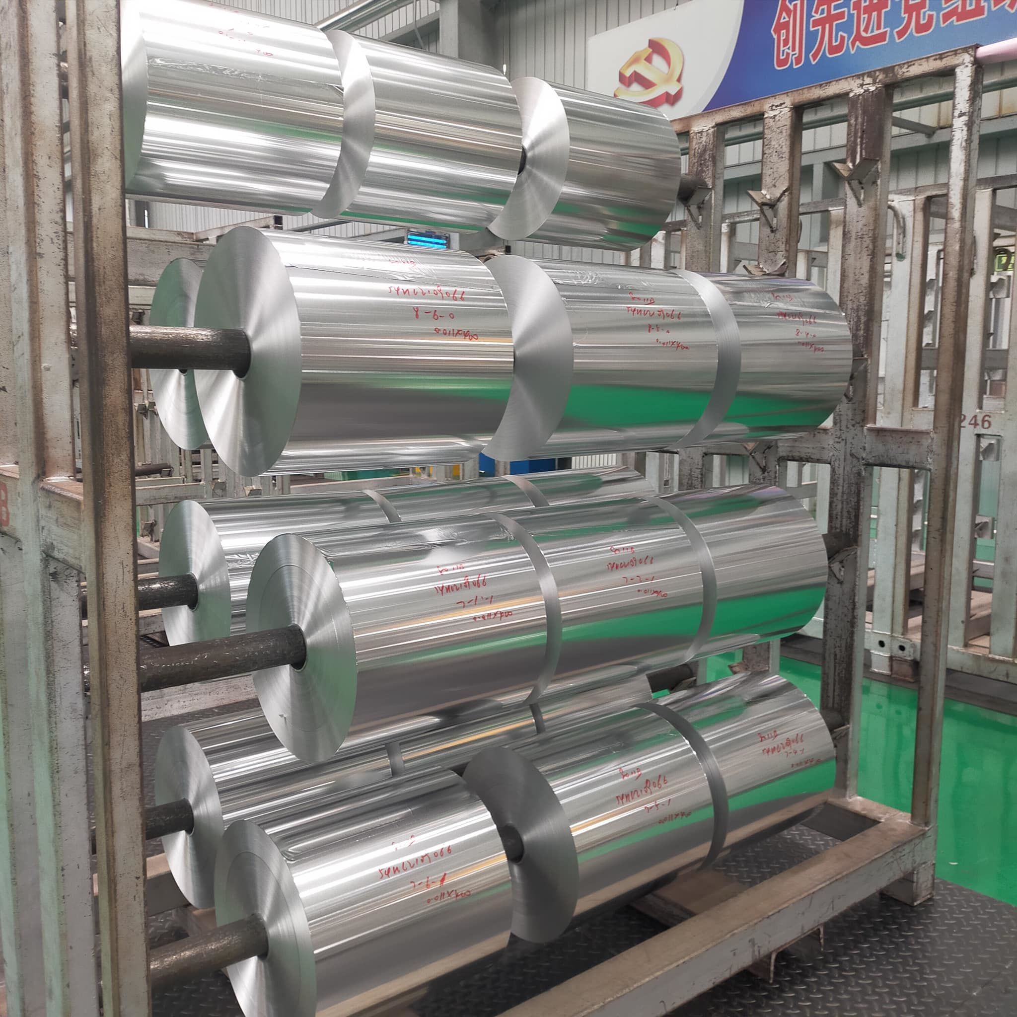 Buy Wholesale China Foods Grade Aluminum Foil Rolls Food Service Foil