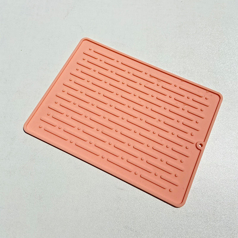 Silicone Square Mat, Multi-Purpose Heat Mat, Non-Slip Insulation Mat Heat-Resistant to 450 Fahrenheit, Hot Pot Rack-Drying Mat, Heat-Resistant Kitchen