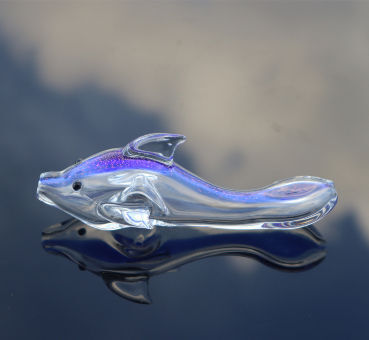 Glass Pipe Smoking Tobacco Iridescent Dolphin, HP149M – Apollo Glassworks