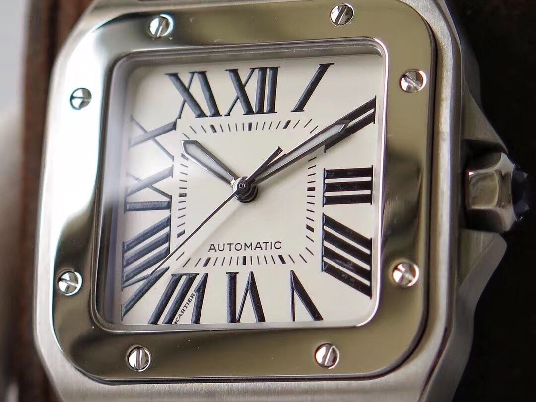 Cartier santos hotsell water resistant