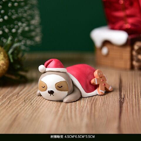 Buy Wholesale China Wholesale Christmas Resin Small Animal Ornament  Creative Home Decoration Mini Christmas Tree Old Man Christmas Gift &  Ornaments at USD 0.85