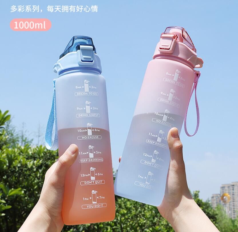 Achetez en gros 1000ml 1l Bouteille D'eau De Motivation En Plastique Avec  Marqueur De Temps Chine et Bouteille D'eau Motivationnelle à 0.79 USD