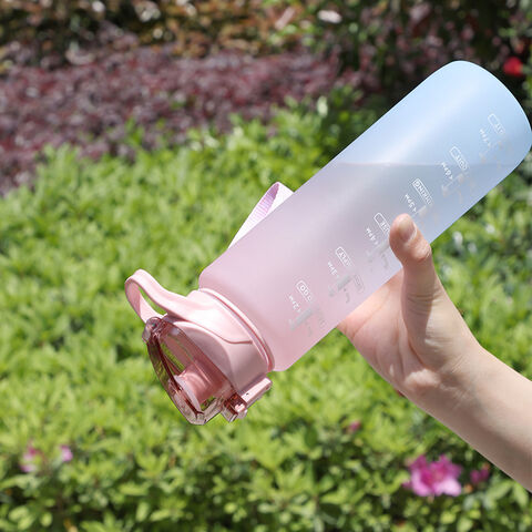 Achetez en gros 1000ml 1l Bouteille D'eau De Motivation En Plastique Avec  Marqueur De Temps Chine et Bouteille D'eau Motivationnelle à 0.79 USD