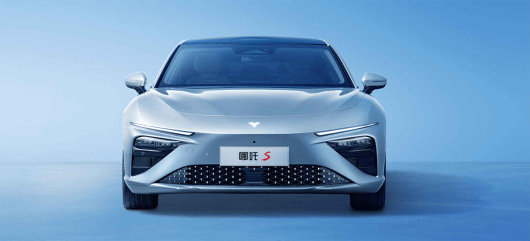 Buy Wholesale China Hozon Nezhas Pure Electric 715km Reardrive Medium