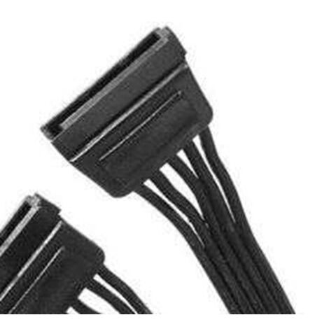Cable de alimentación SATA con certificación RoHS, material ecológico.