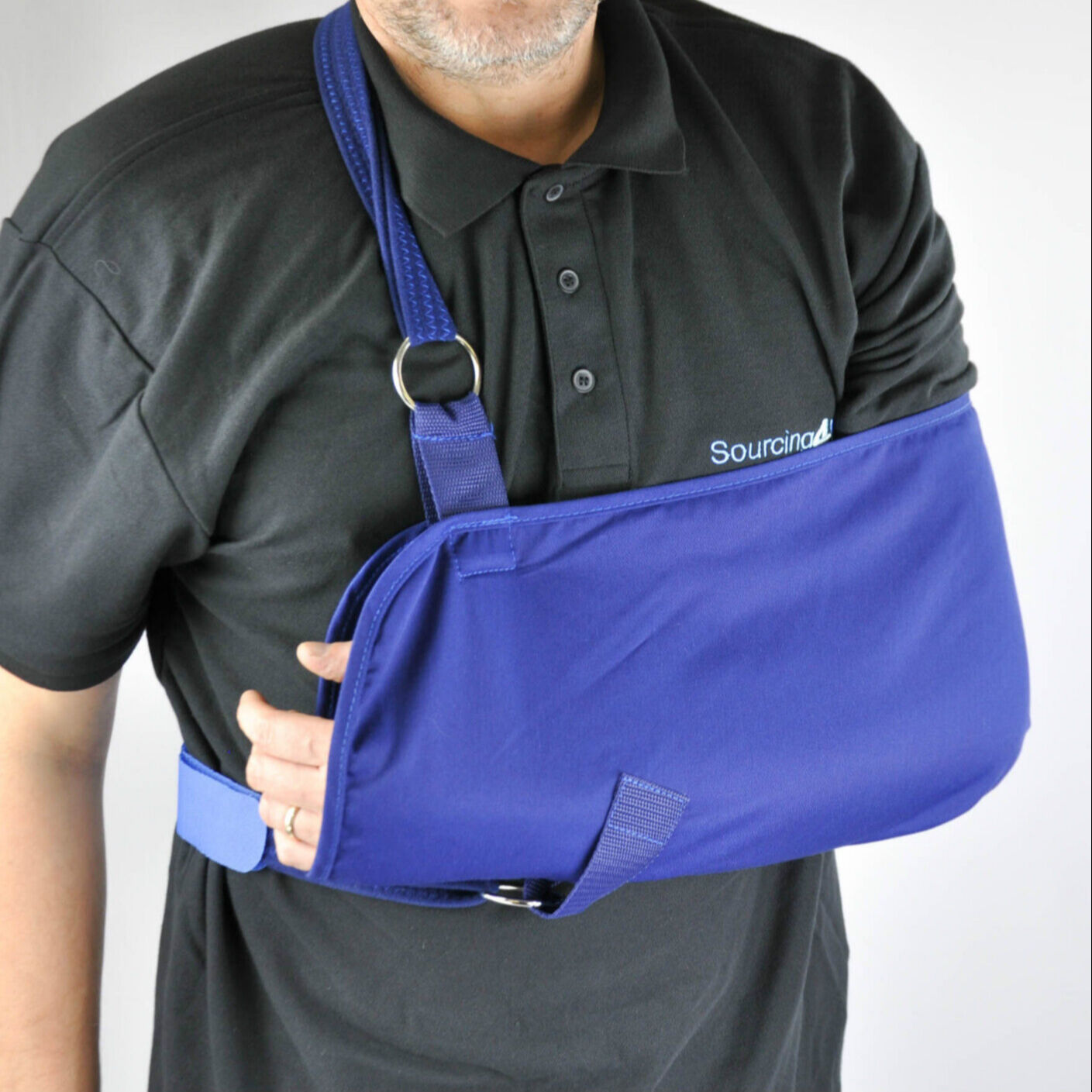 Buy Wholesale China Arm Sling Sport Lightweight Breathable Medical Sling For Broken Fractured