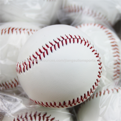 Pelota de béisbol de alta calidad para actividades al aire libre, ideal para entrenamiento diario.