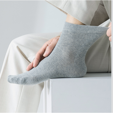 Chaussettes d'été en gros 100% coton, maille fine, mi-mollet, business pour hommes, antibactériennes, sans couture