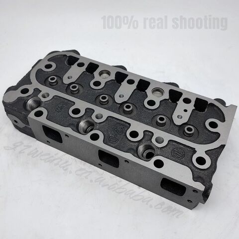 Kubota Engine D905 Cylinder Head 16020-03140 16020-03143