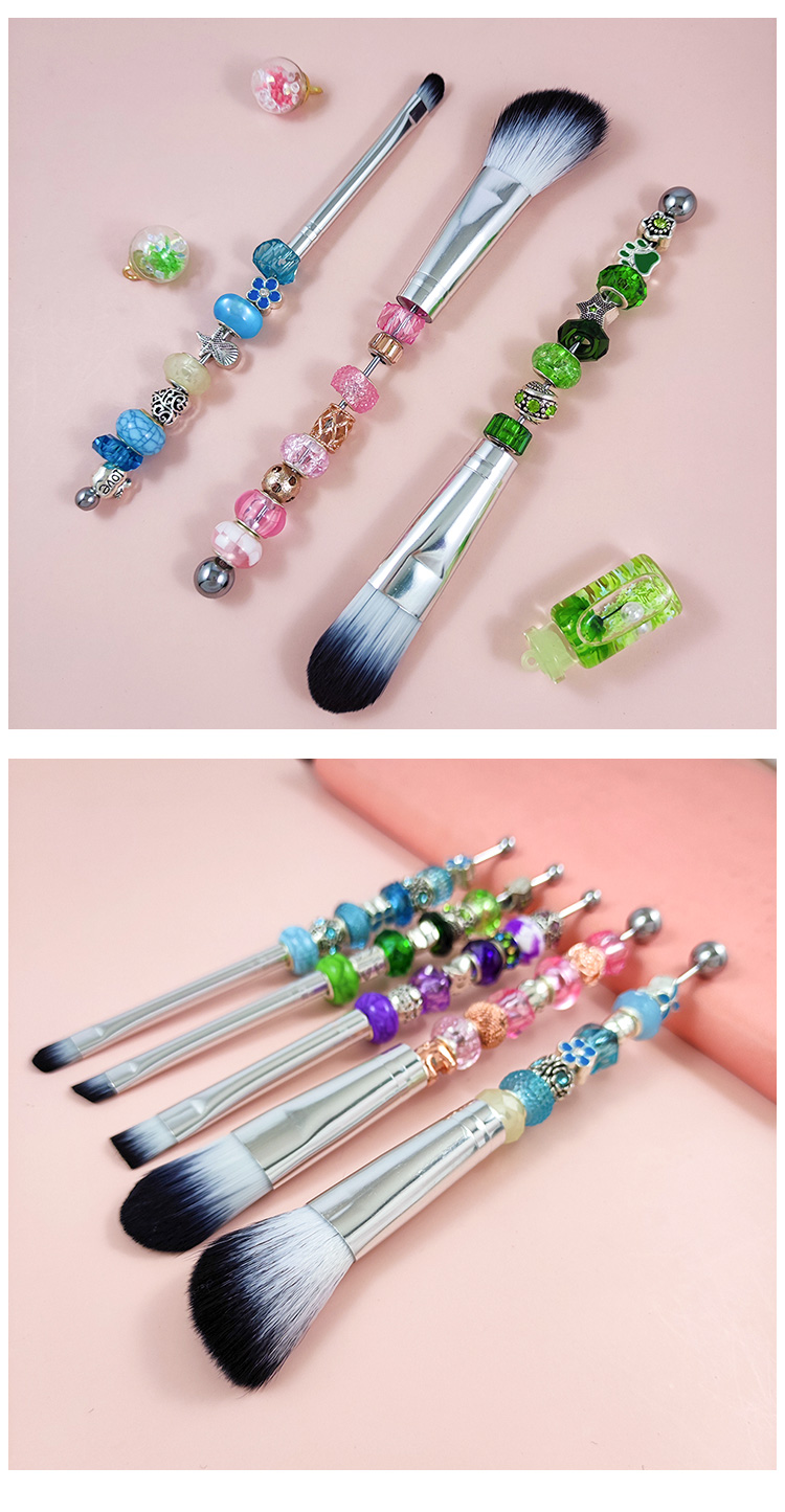https://p.globalsources.com/IMAGES/PDT/B5798261202/Makeup-Brush-Beadable.png