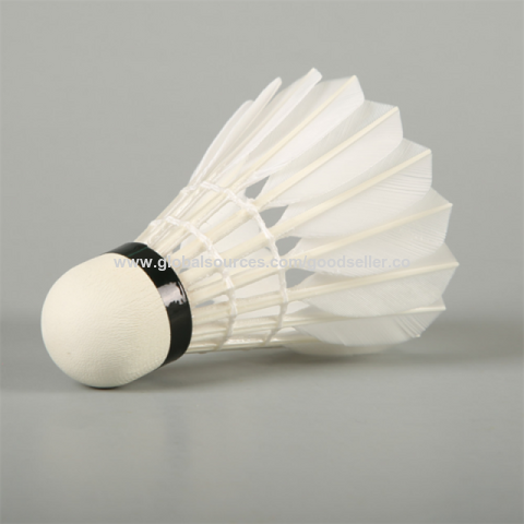 Achetez en gros Tournon De Badminton En Plumes D'oie Blanc Pur, Durable Pour  L'extérieur Chine et Shuttlecock à 7.5 USD