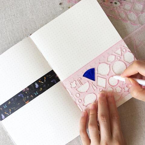 Caderno Journal Botânico Bege - Caderno A5 de Capa Dura Pontilhado, Bullet Journal com 2 Marcadores de Fita e Elástico