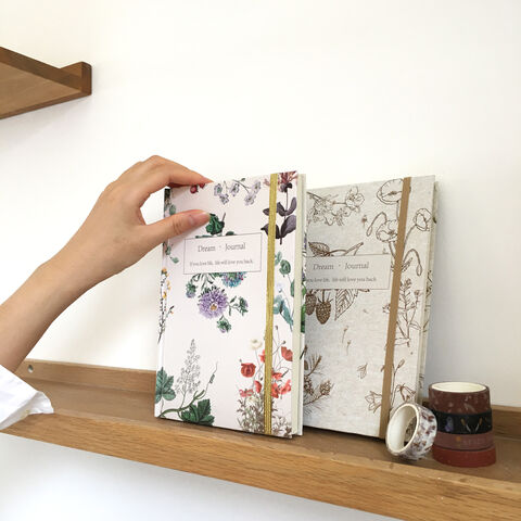 Caderno Journal Botânico Bege - Caderno A5 de Capa Dura Pontilhado, Bullet Journal com 2 Marcadores de Fita e Elástico