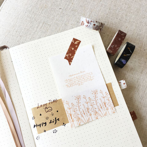 Caderno Journal Botânico Bege - Caderno A5 de Capa Dura Pontilhado, Bullet Journal com 2 Marcadores de Fita e Elástico