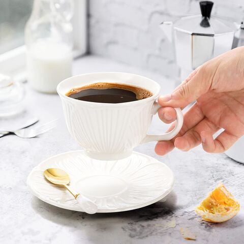 https://p.globalsources.com/IMAGES/PDT/B5831328890/Cup-and-Saucer-Set.jpg