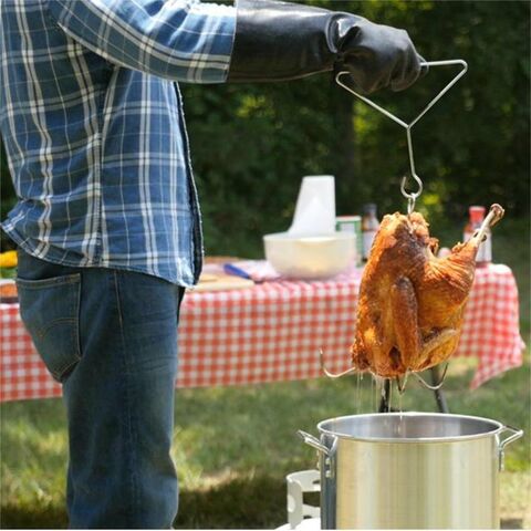 Ensemble D'outils Pour Barbecue. Éléments Isolés De Gril De