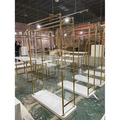 Modern Hanging Garment Display Rack Golden Clothing Display Stand For ...