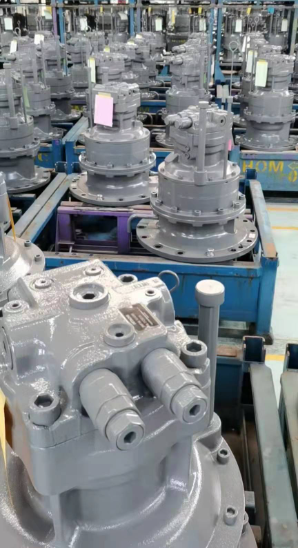 Original Excavator Hydraulic Parts Swing Motor Assembly Oil