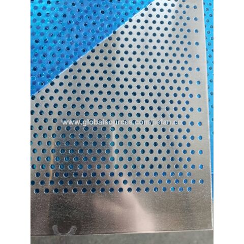 El agujero de 3mm de malla metálica perforada galvanizado - China La malla  metálica perforada, rejilla perforada