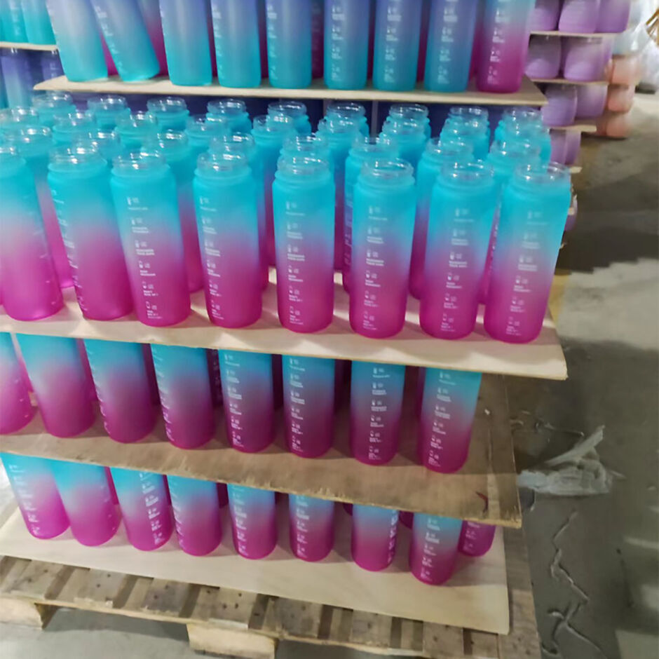 Buy Wholesale China 64oz 2l Gallon Water Bottle 300ml 900ml 2000ml Set ...