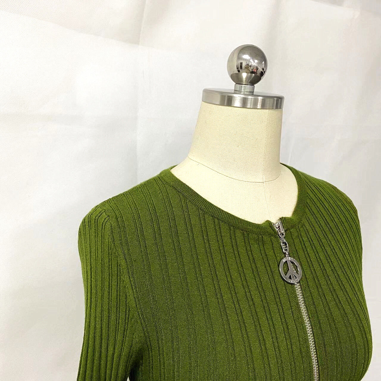 Buy Wholesale China Oem/odm Women's Crew Neck Zipper Trim Close-fitting ...