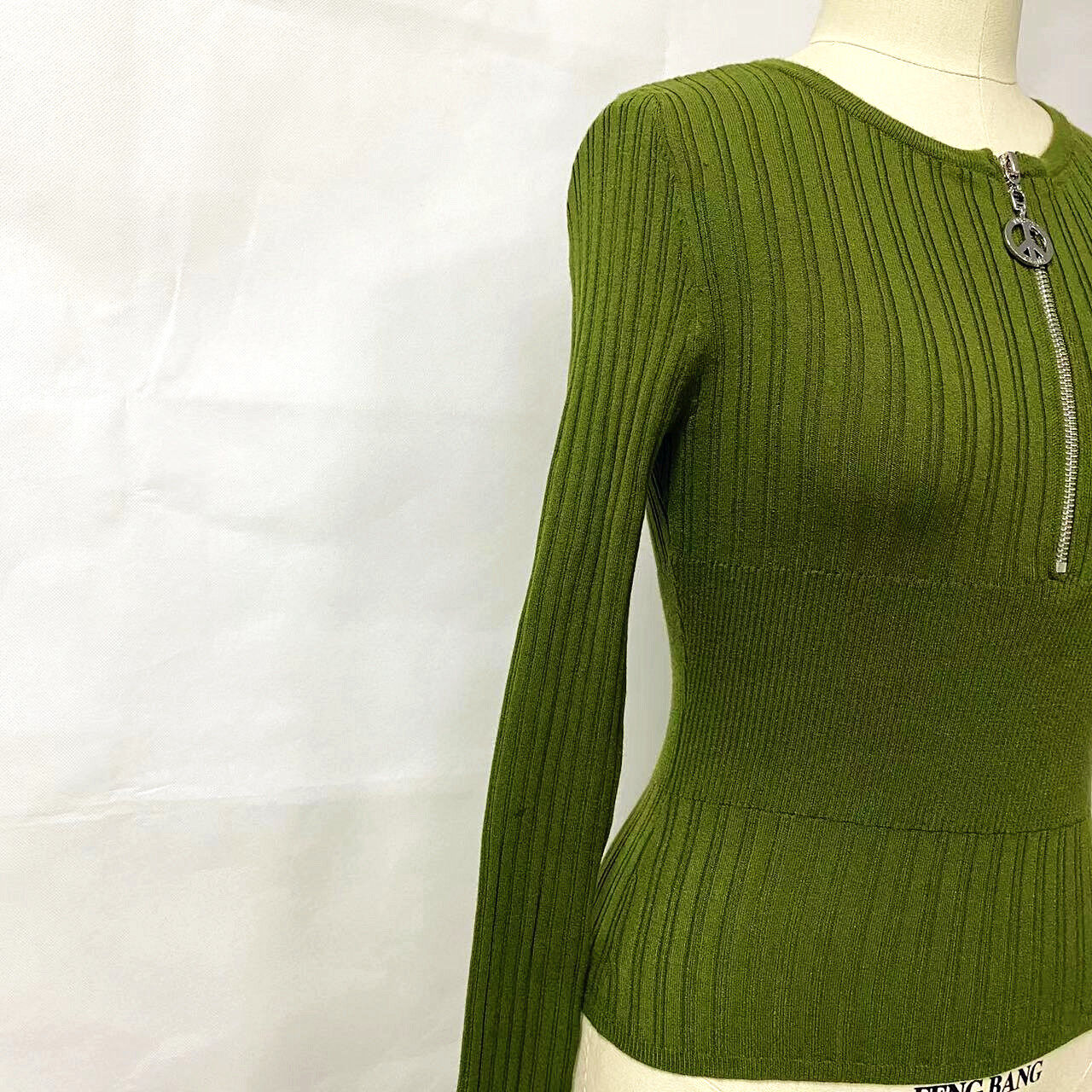 Buy Wholesale China Oem/odm Women's Crew Neck Zipper Trim Close-fitting ...