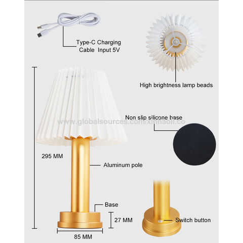 Cinco lámparas para mesita de noche con bases de carga, enchufes o  iluminación regulable