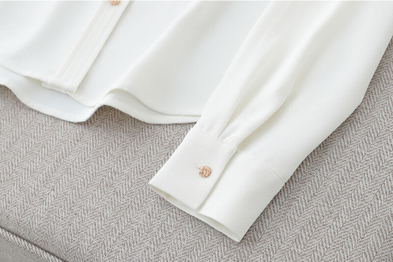 Buy Wholesale China Oem/odm High-end Exquisite Metal Button V-neck ...