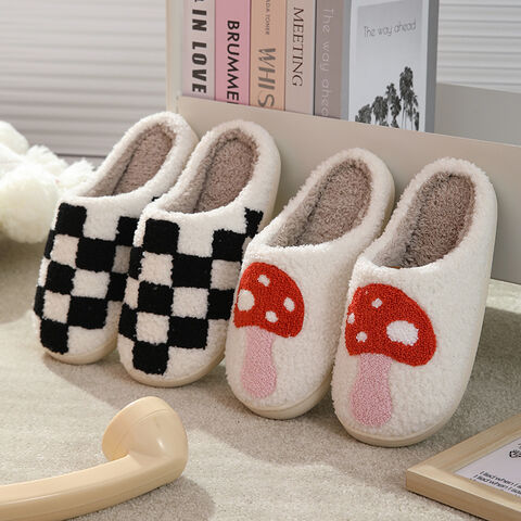 Hot Sell Home Smile Slides Slippers New Style Fur Slides Faux Fur Smile  Happy Face Slippers Women Shoes Plush Slippers Custom - China Walking Style  Shoe and Casual Shoes price