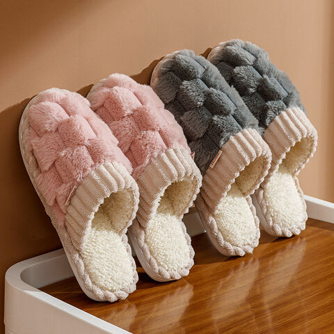New Arrival Floral Man-Made Rabbit Hair Flip-Flops Women's Home Flat Open  Cotton Slippers - China Fuzzy Slippers and Fluffy Slippers price