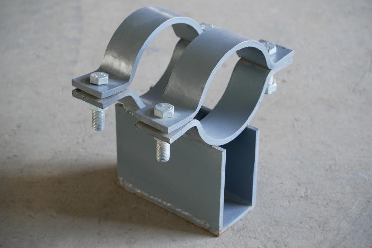 Buy Wholesale China Oil Pipe Bolt Saddle Supports Standard Shoe Clamp