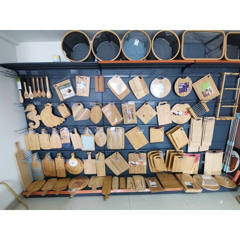 https://p.globalsources.com/IMAGES/PDT/B5895323264/Bamboo-Cutting-Boards.jpg