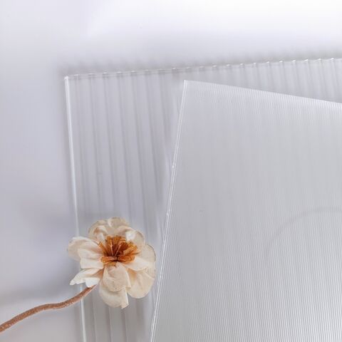 Plexiglass dépoli translucide 6mm