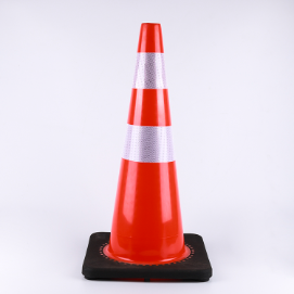Plastic Traffic Cones with Rubber Bases for Construction Caution