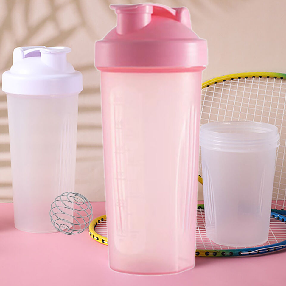 Buy Wholesale China Custom Logo 12 Oz 20 Oz Leak Proof Bpa Free Plastic Protein  Shake Fitness Sports Gym Cup Protine Protein Shaker Bottle & Shaker Bottle  at USD 0.65