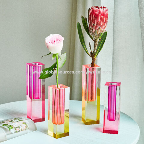 Wholesale Acrylic Reception Bouquet Holders for Weddings or Banquets.  Wedding Factory Direct