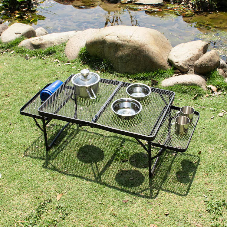 Camping-Table-With-Wing-Panels