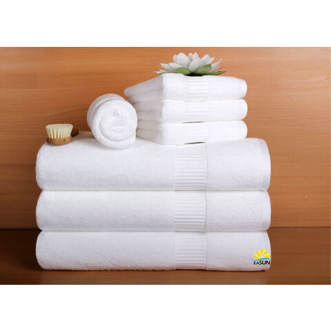 Achetez en gros Serviette De Luxe Serviette Microfibre Blanc Serviettes  Serviette De Visage Pour Animaux De Compagnie Serviette Ensemble Hôtel  Hôtel Serviette De Bain Bébé à Capuchon Serviette Designer Serviette Chine  et